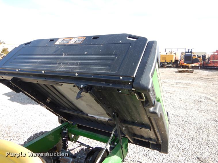 image for item FQ9588 2015 John Deere Gator TX utility vehicle