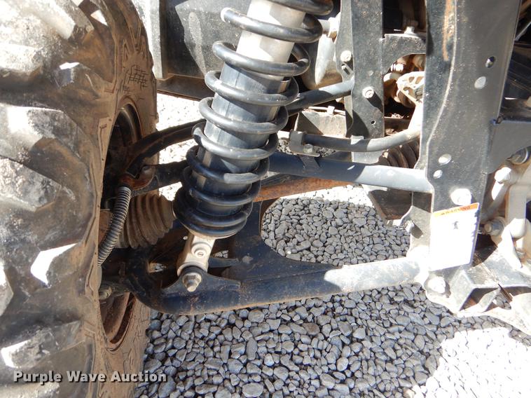 image for item FQ9589 2016 Yamaha Wolverine R Spec utility vehicle