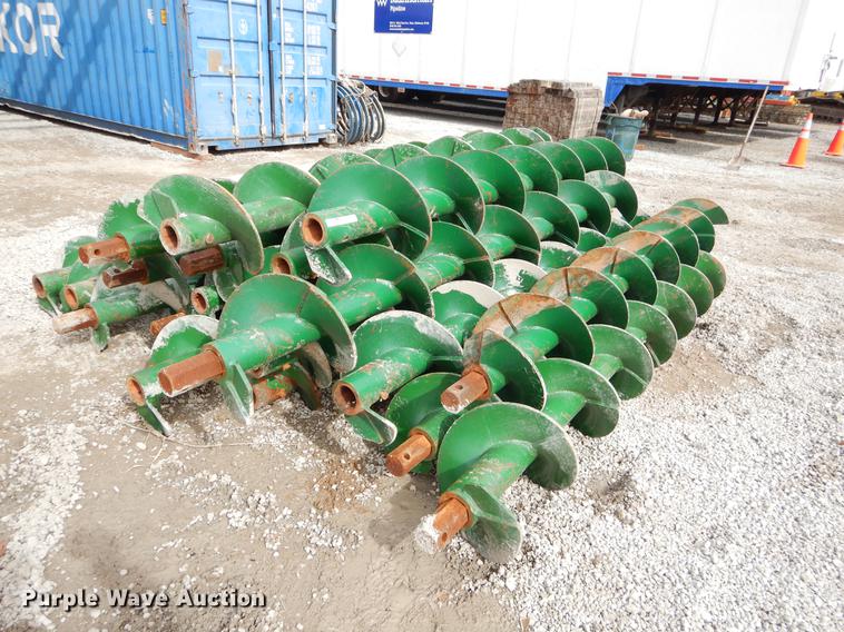 image for item FQ9592 Approximately 18 augers