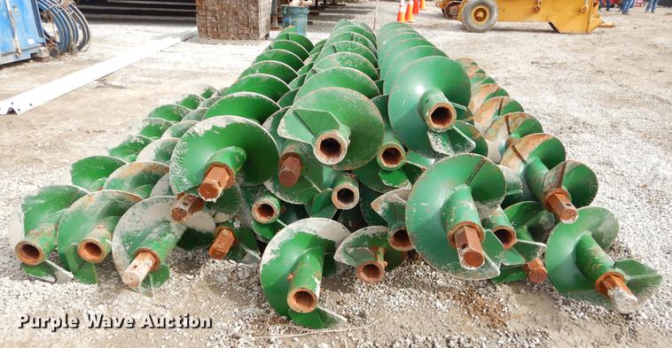 image for item FQ9592 Approximately 18 augers