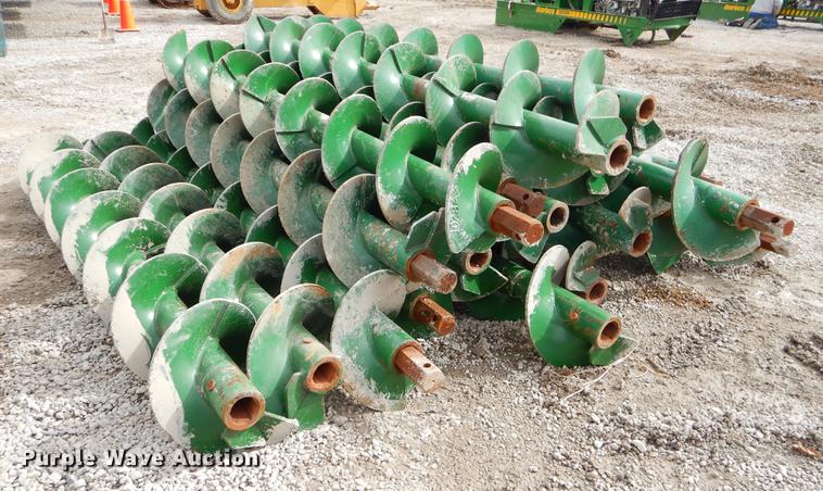 image for item FQ9592 Approximately 18 augers