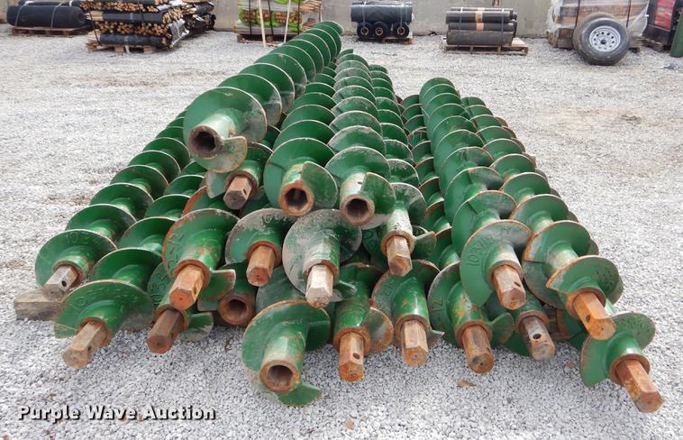 image for item FQ9593 Approximately 20 augers