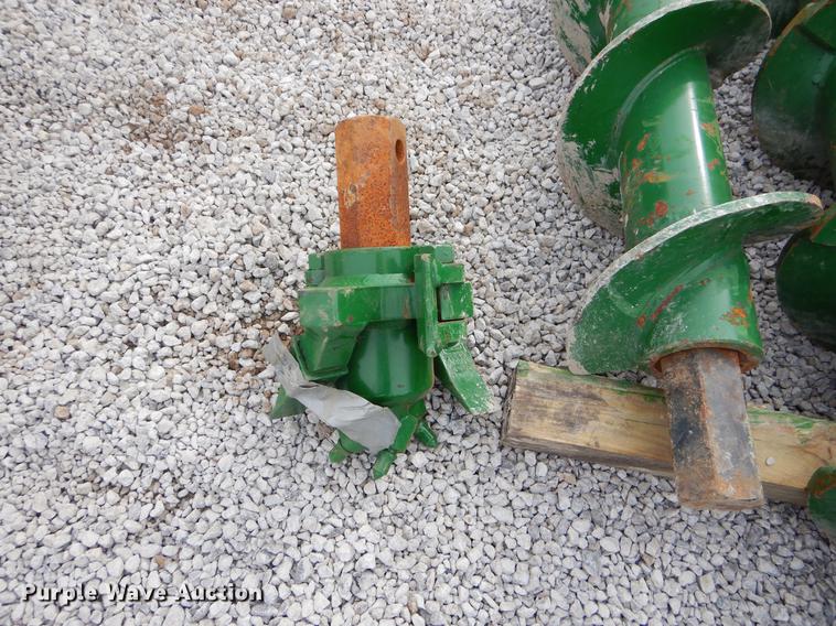 image for item FQ9593 Approximately 20 augers