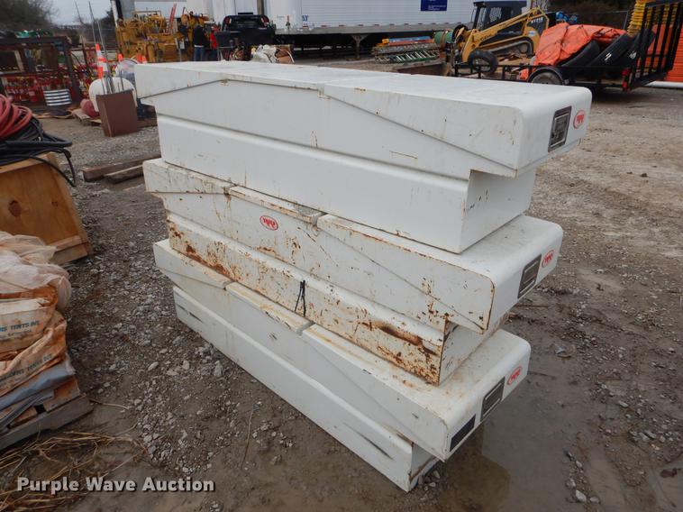 image for item FQ9598 (4) toolboxes