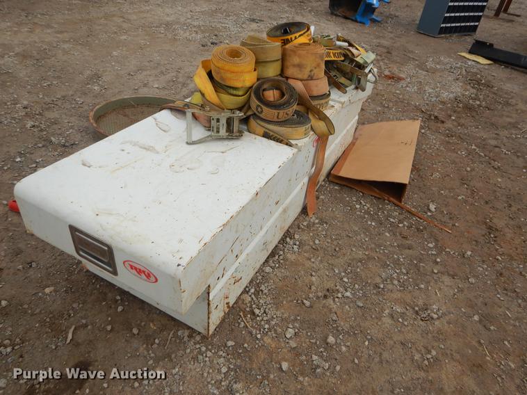 image for item FQ9598 (4) toolboxes