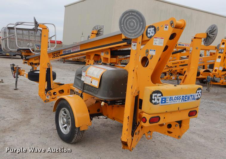 image for item FQ9599 2011 Biljax 3632 boom lift