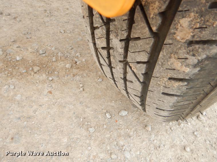 image for item FQ9599 2011 Biljax 3632 boom lift