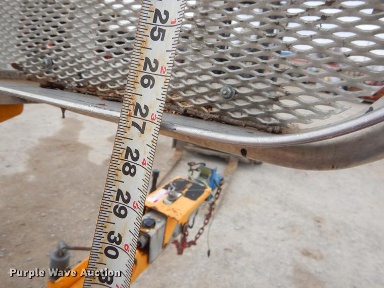 image for item FQ9599 2011 Biljax 3632 boom lift