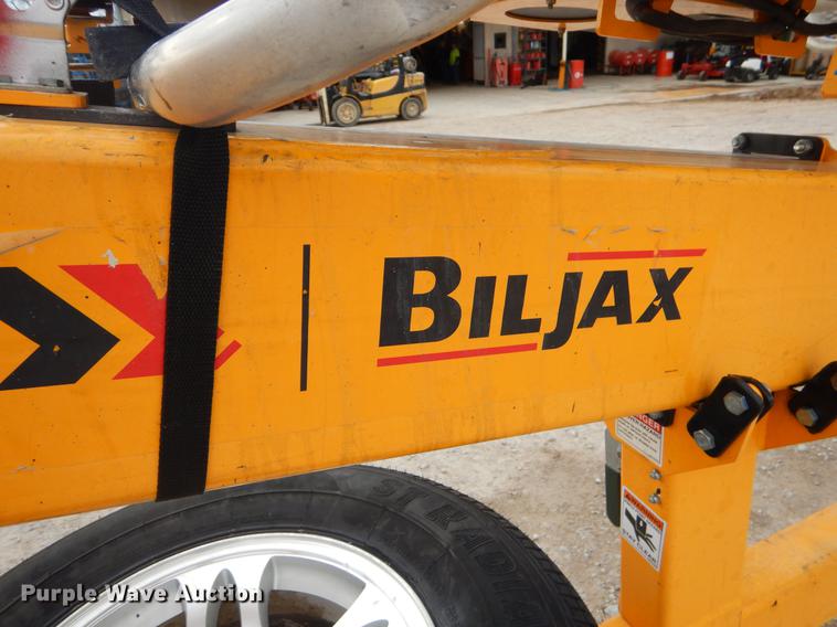image for item FQ9599 2011 Biljax 3632 boom lift