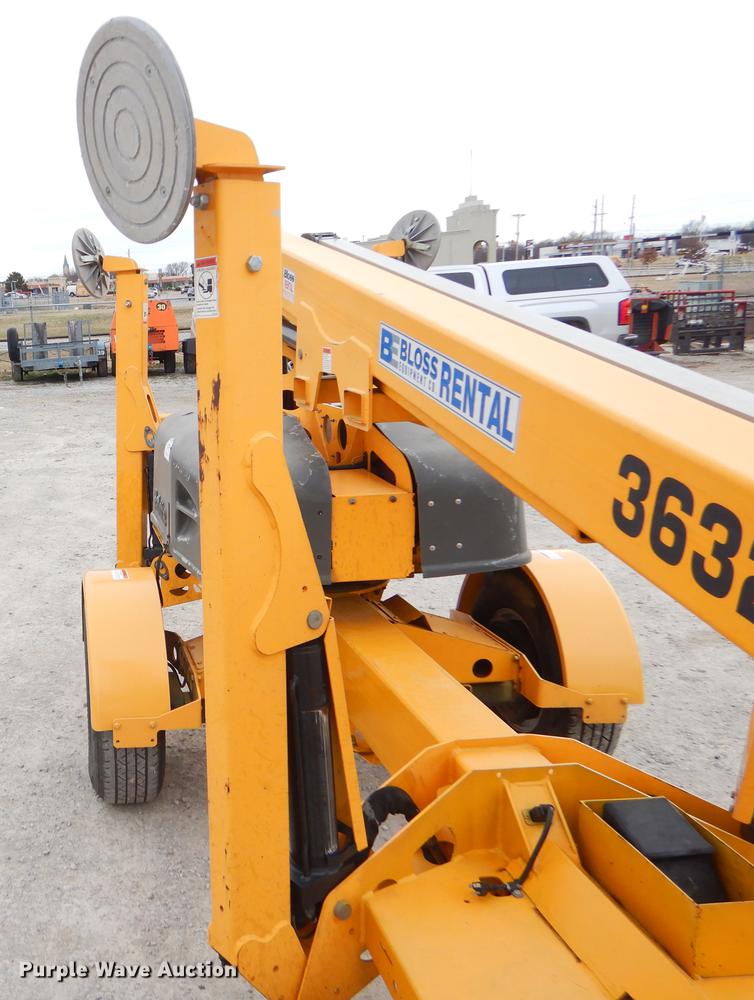 image for item FQ9599 2011 Biljax 3632 boom lift