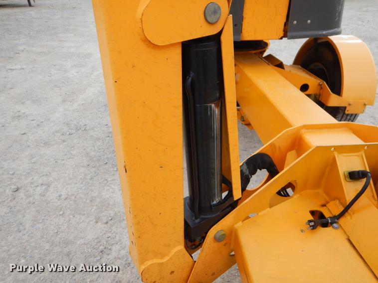 image for item FQ9599 2011 Biljax 3632 boom lift