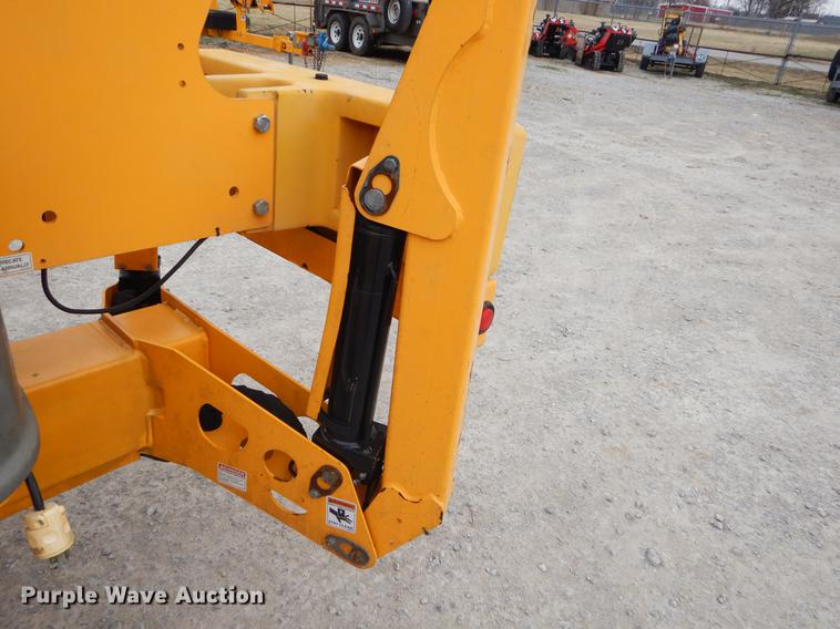 image for item FQ9599 2011 Biljax 3632 boom lift