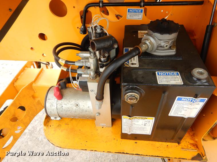 image for item FQ9599 2011 Biljax 3632 boom lift