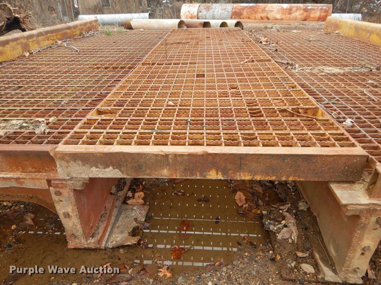 image for item FQ9602 Steel bridge