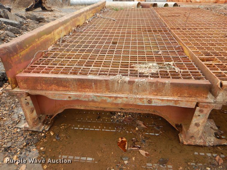 image for item FQ9602 Steel bridge