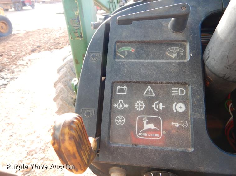 image for item FQ9603 John Deere 2955 tractor