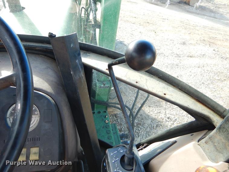 image for item FQ9603 John Deere 2955 tractor