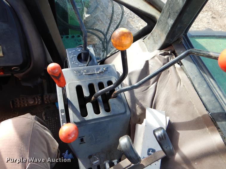 image for item FQ9603 John Deere 2955 tractor