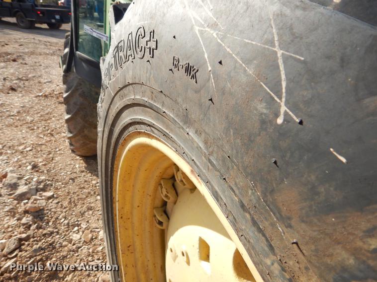 image for item FQ9603 John Deere 2955 tractor