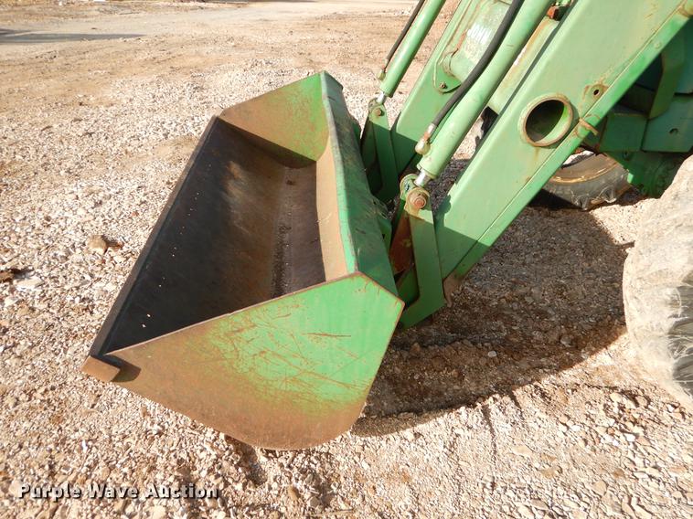 image for item FQ9603 John Deere 2955 tractor