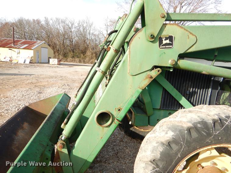 image for item FQ9603 John Deere 2955 tractor