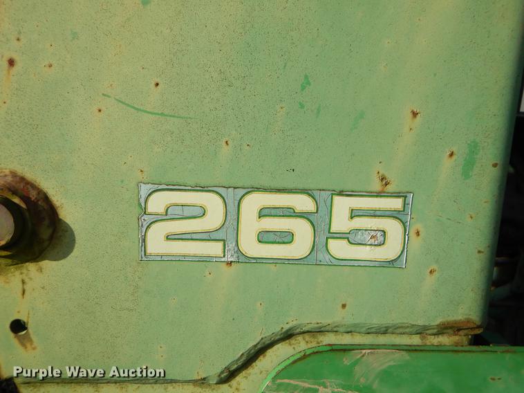 image for item FQ9603 John Deere 2955 tractor