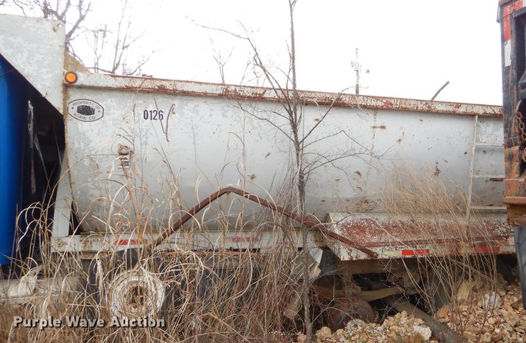image for item FQ9604 1987 Freightliner FLC dump truck