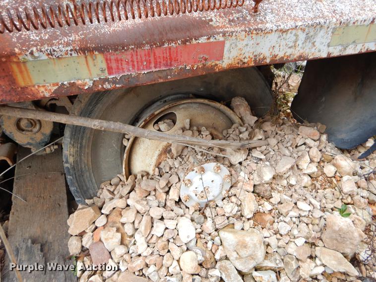 image for item FQ9604 1987 Freightliner FLC dump truck