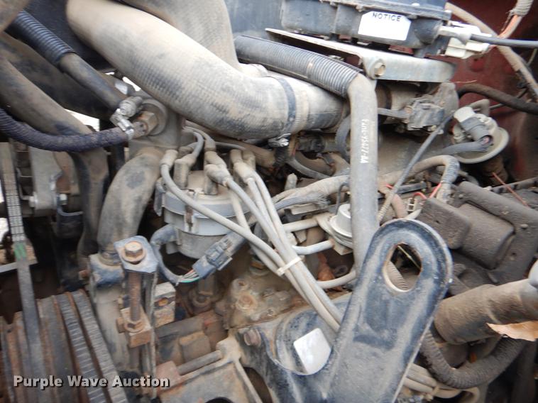 image for item FQ9606 1996 Ford F700 dump truck