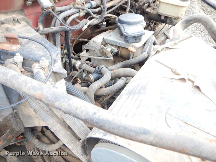 image for item FQ9606 1996 Ford F700 dump truck