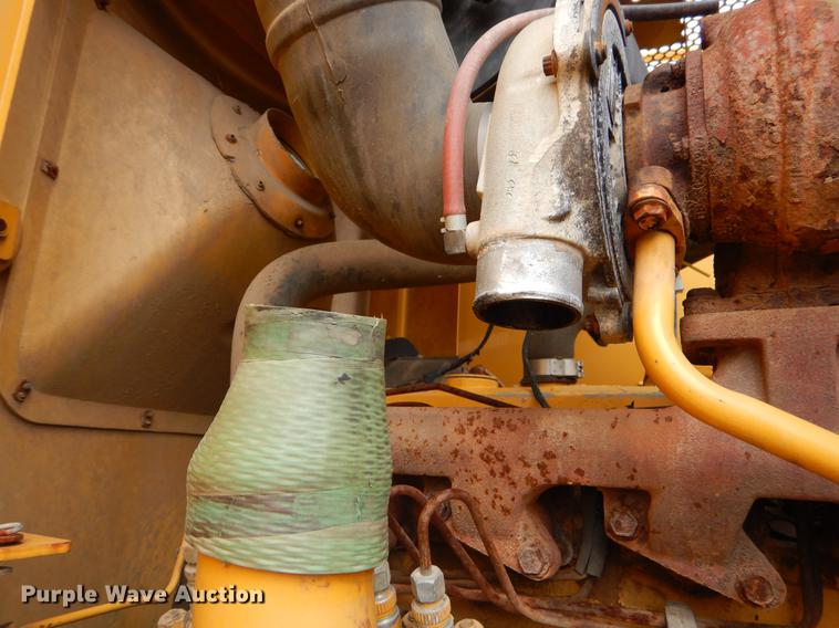 image for item FQ9610 1997 John Deere 670CH motor grader
