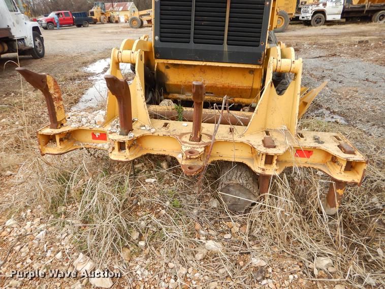 image for item FQ9610 1997 John Deere 670CH motor grader