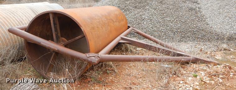 image for item FQ9611 Single drum roller