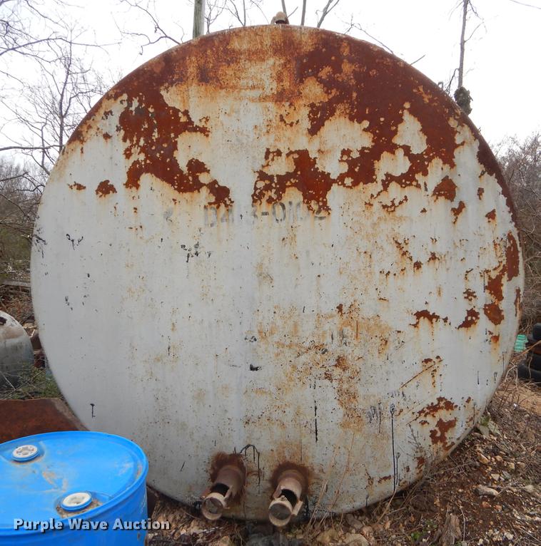 image for item FQ9615 (2) tanks