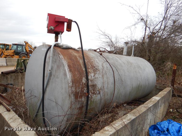 image for item FQ9616 12'L steel fuel tank