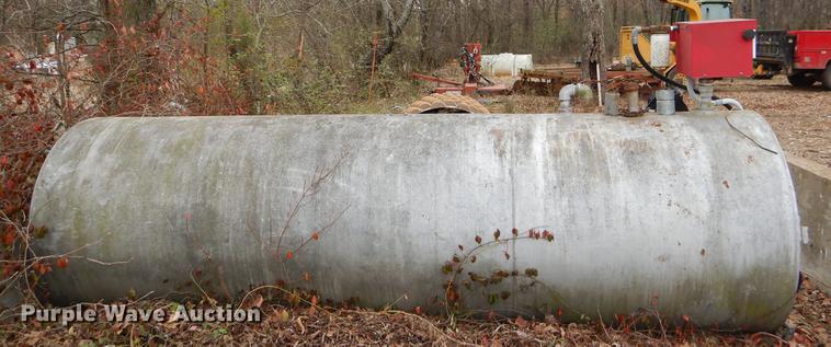 image for item FQ9617 12'L steel fuel tank
