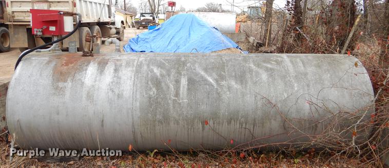 image for item FQ9617 12'L steel fuel tank