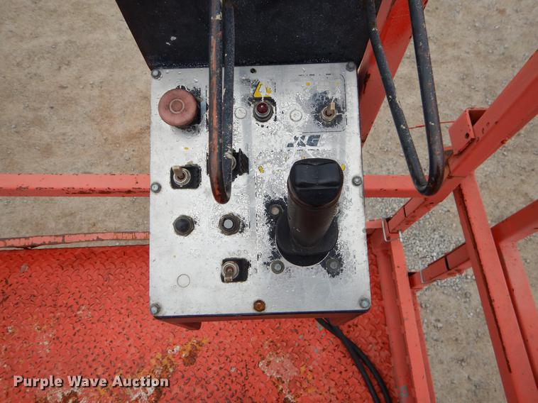 image for item FQ9631 1994 JLG 500RTS scissor lift