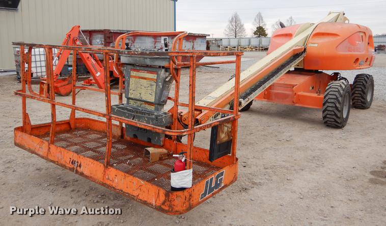 image for item FQ9632 2004 JLG 400S boom lift