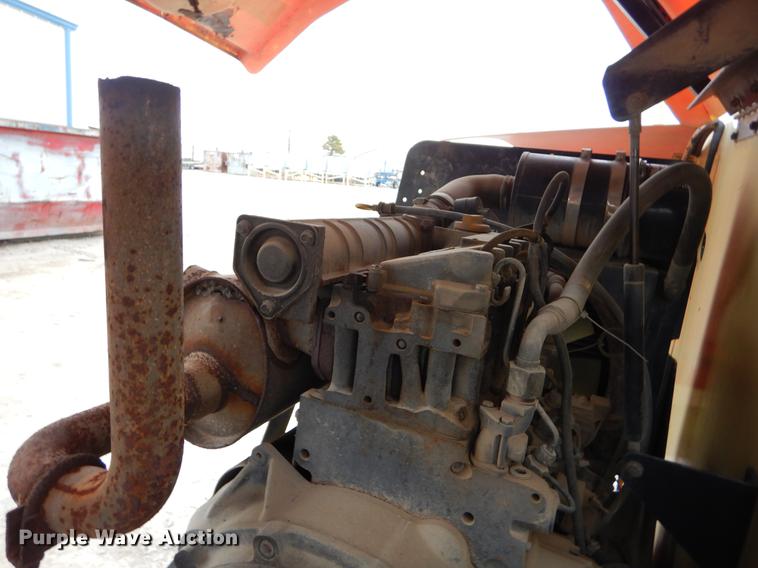 image for item FQ9632 2004 JLG 400S boom lift