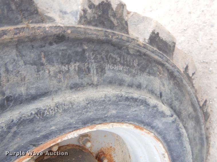 image for item FQ9632 2004 JLG 400S boom lift