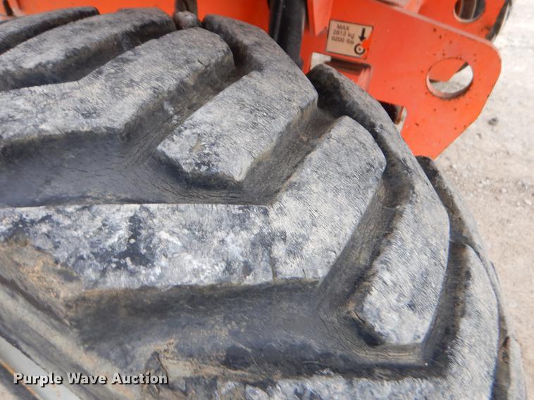 image for item FQ9632 2004 JLG 400S boom lift