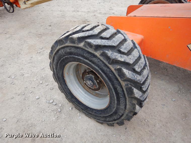 image for item FQ9632 2004 JLG 400S boom lift