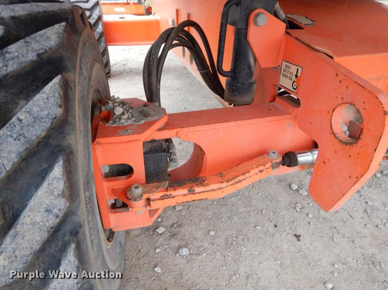 image for item FQ9632 2004 JLG 400S boom lift
