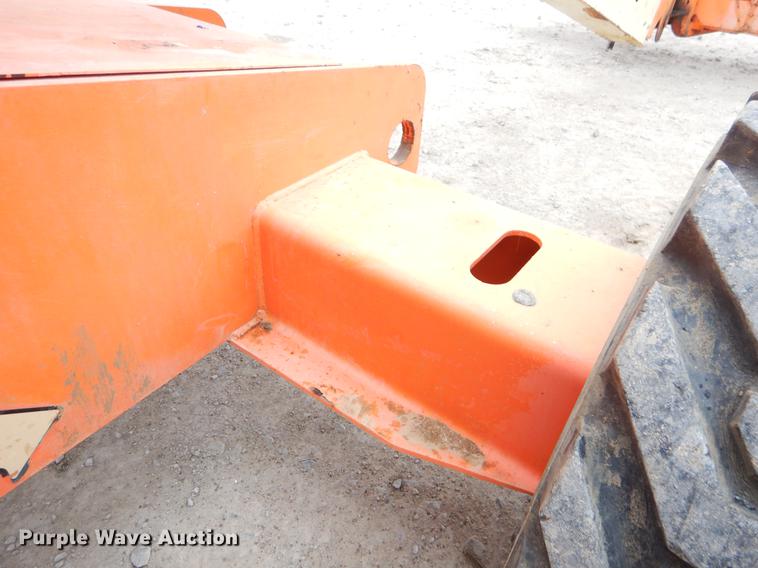 image for item FQ9632 2004 JLG 400S boom lift