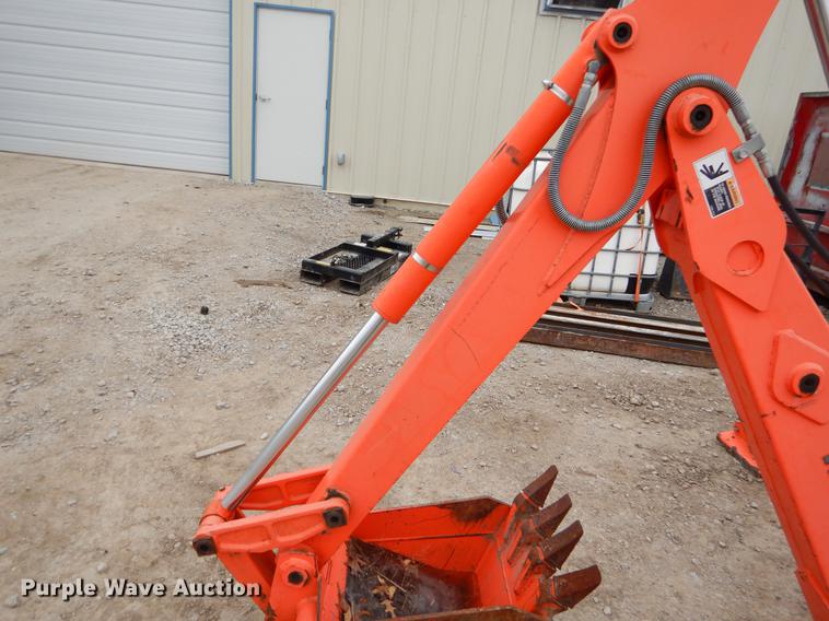 image for item FQ9633 Kubota BH90A tractor backhoe