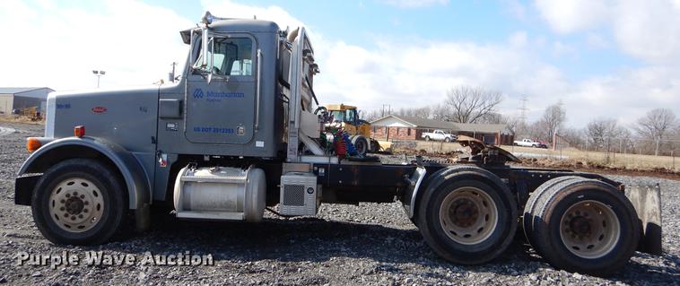 image for item FQ9635 2003 Peterbilt 378 semi truck