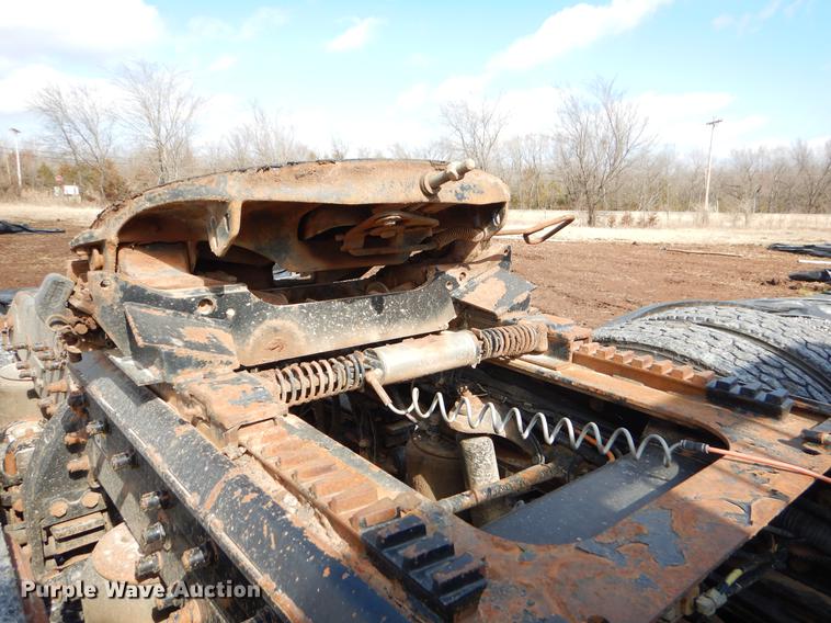 image for item FQ9635 2003 Peterbilt 378 semi truck