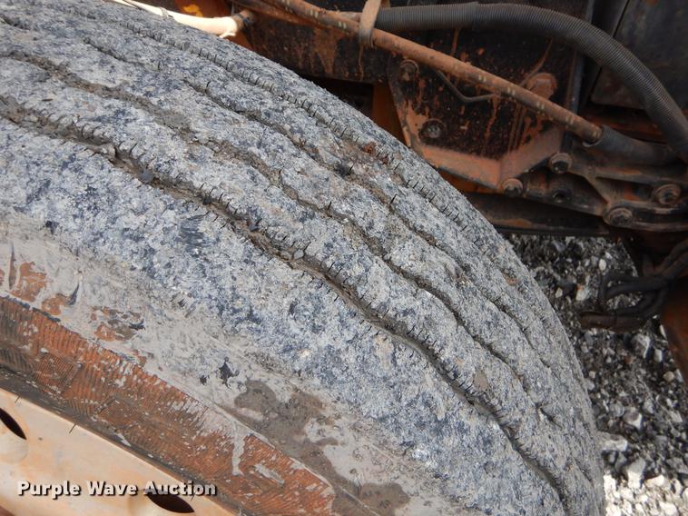 image for item FQ9636 2003 Peterbilt 378 semi truck