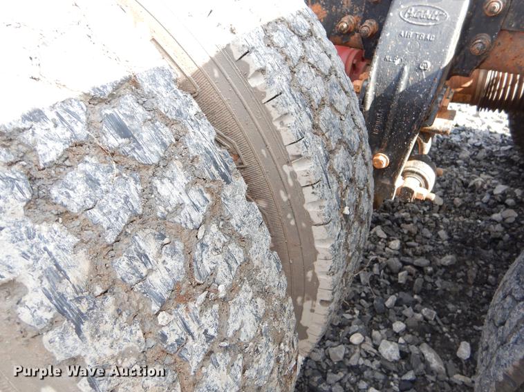 image for item FQ9636 2003 Peterbilt 378 semi truck